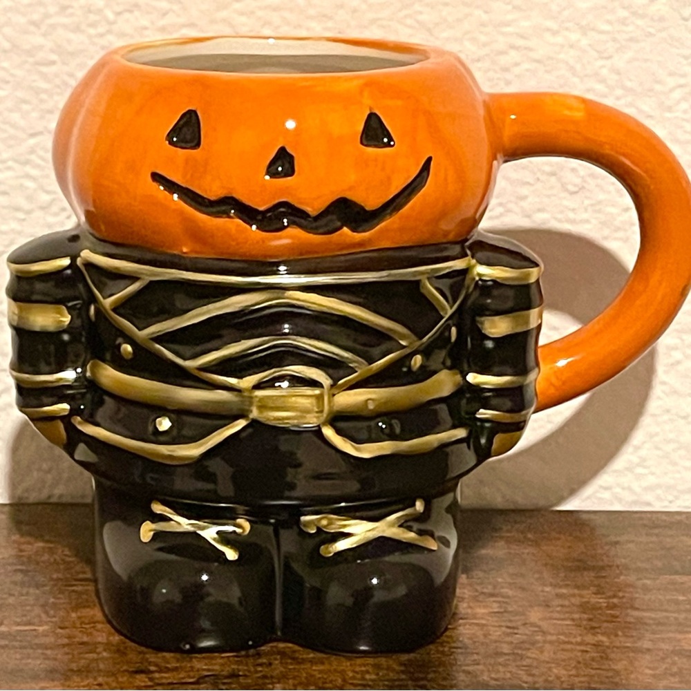 Set of 2 Transpac Ceramic Pumpkin Jack O Lantern Nutcracker Mug Halloween 18oz